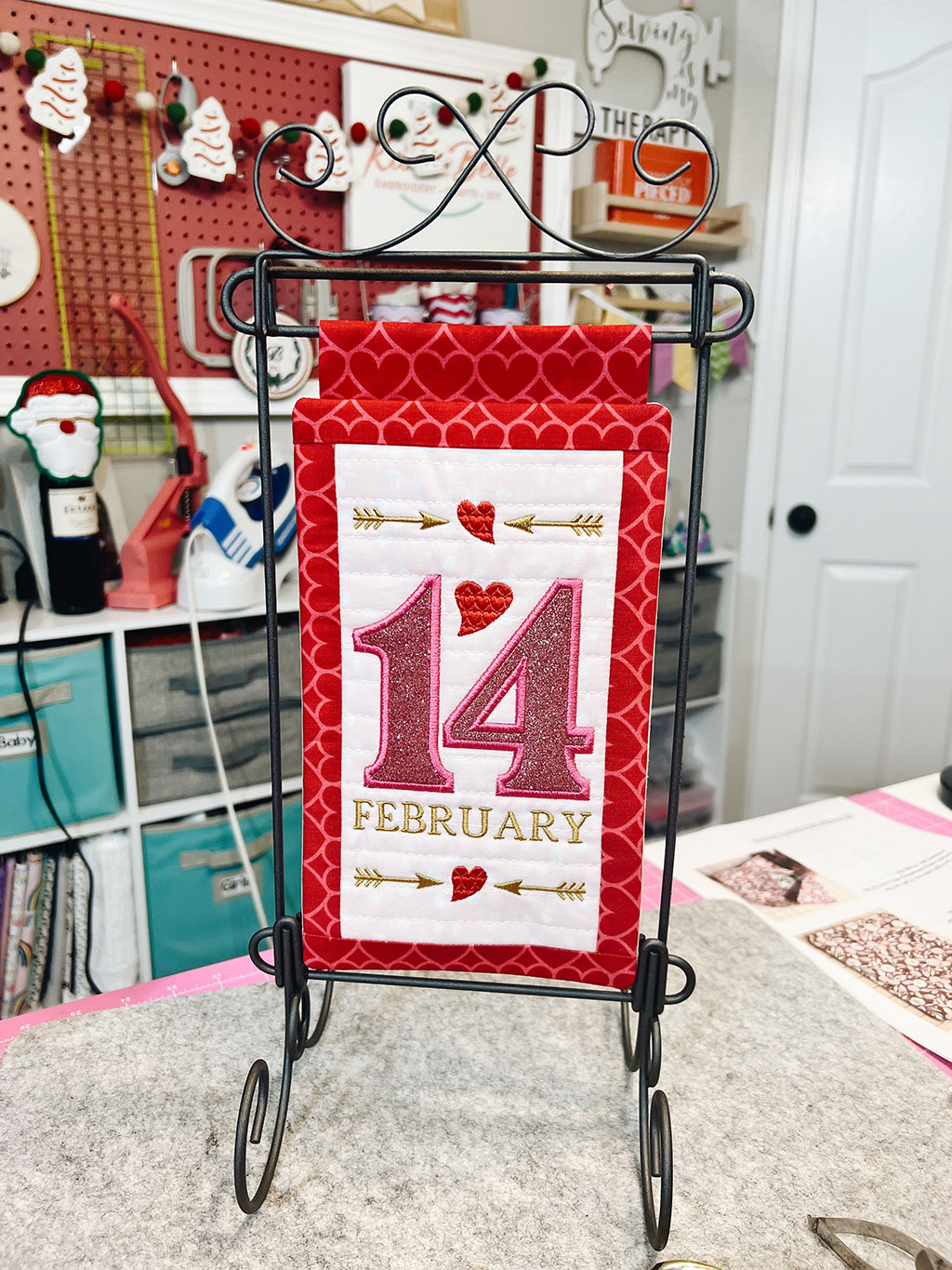 Sip & Stitch no. 82- Valentine’s Day Mini Hanging Quilt