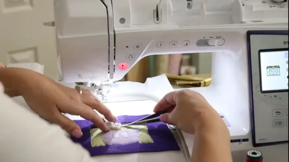 Trimming the Buckle Fabric