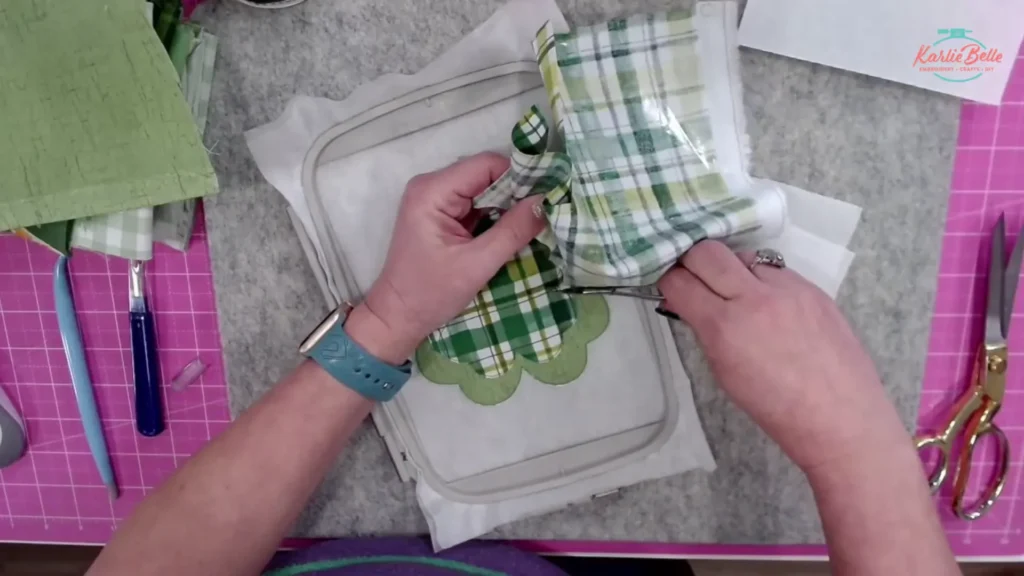 satin stitching process